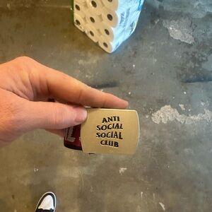 Anti social belt